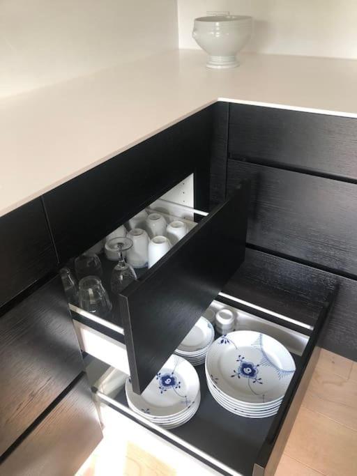 Cozy, Quiet Guest House Perfect For Business Or Pleasure Hillerød المظهر الخارجي الصورة
