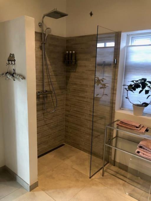 Cozy, Quiet Guest House Perfect For Business Or Pleasure Hillerød المظهر الخارجي الصورة